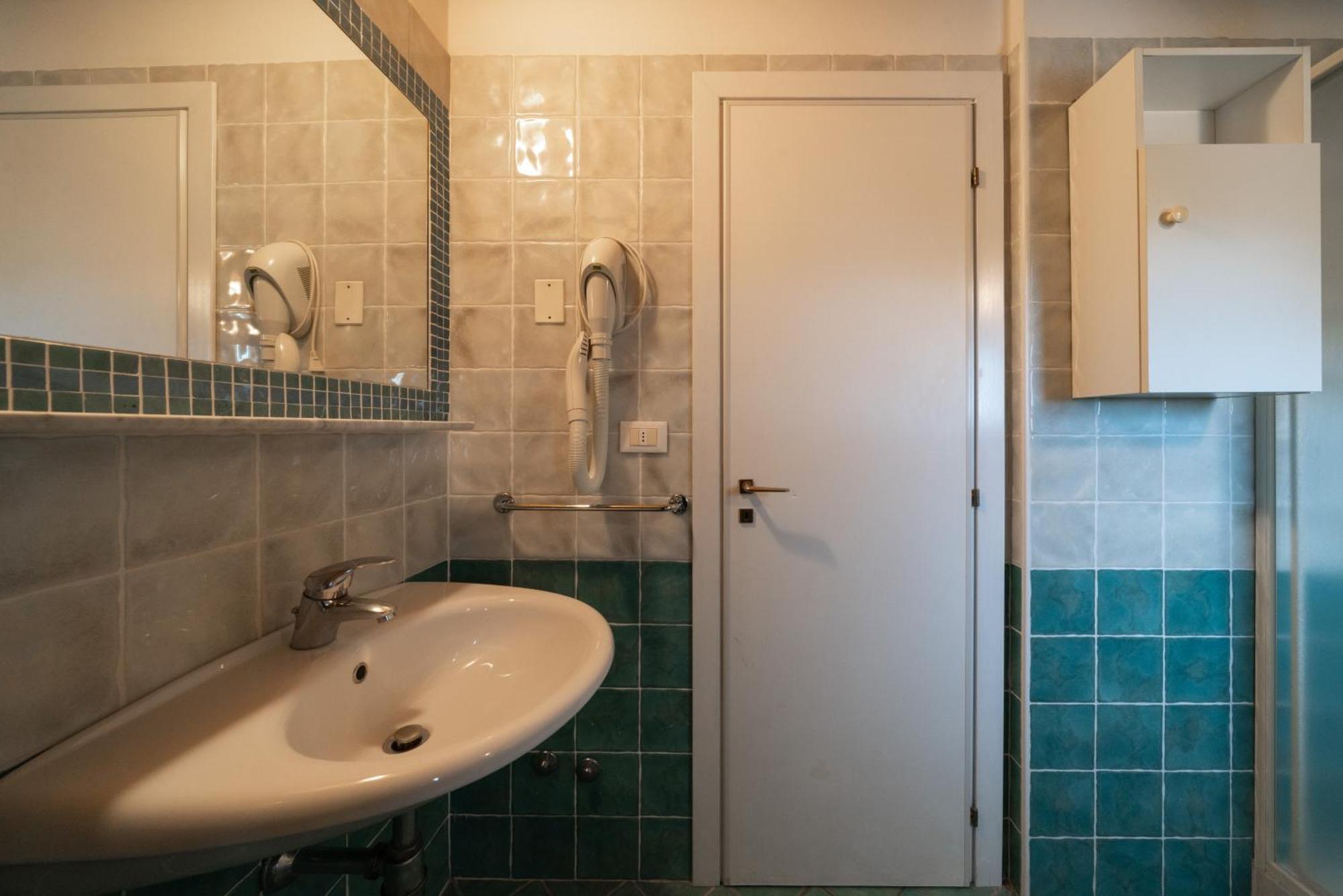 Hotel Marconi Cattolica Eksteriør billede