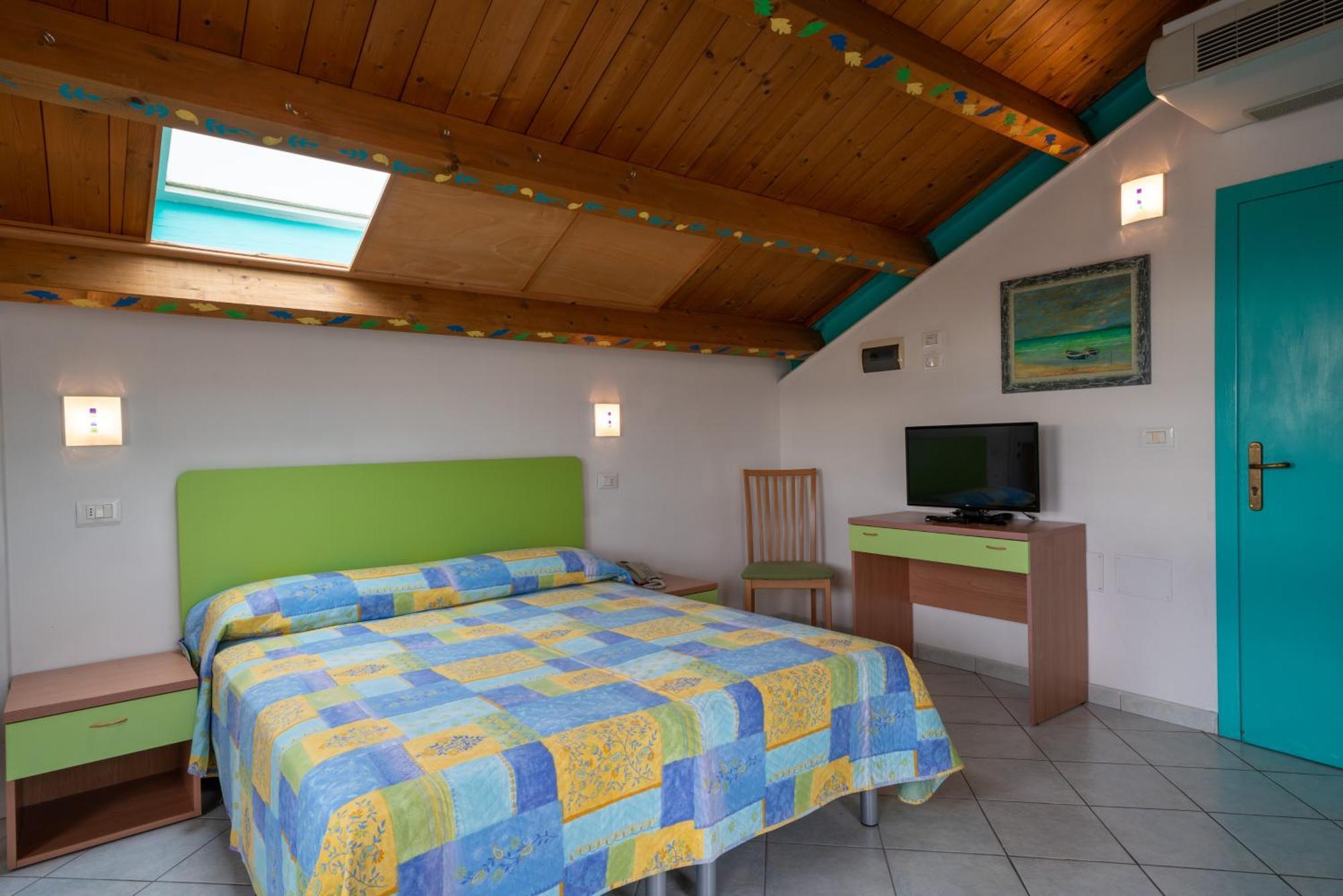 Hotel Marconi Cattolica Eksteriør billede