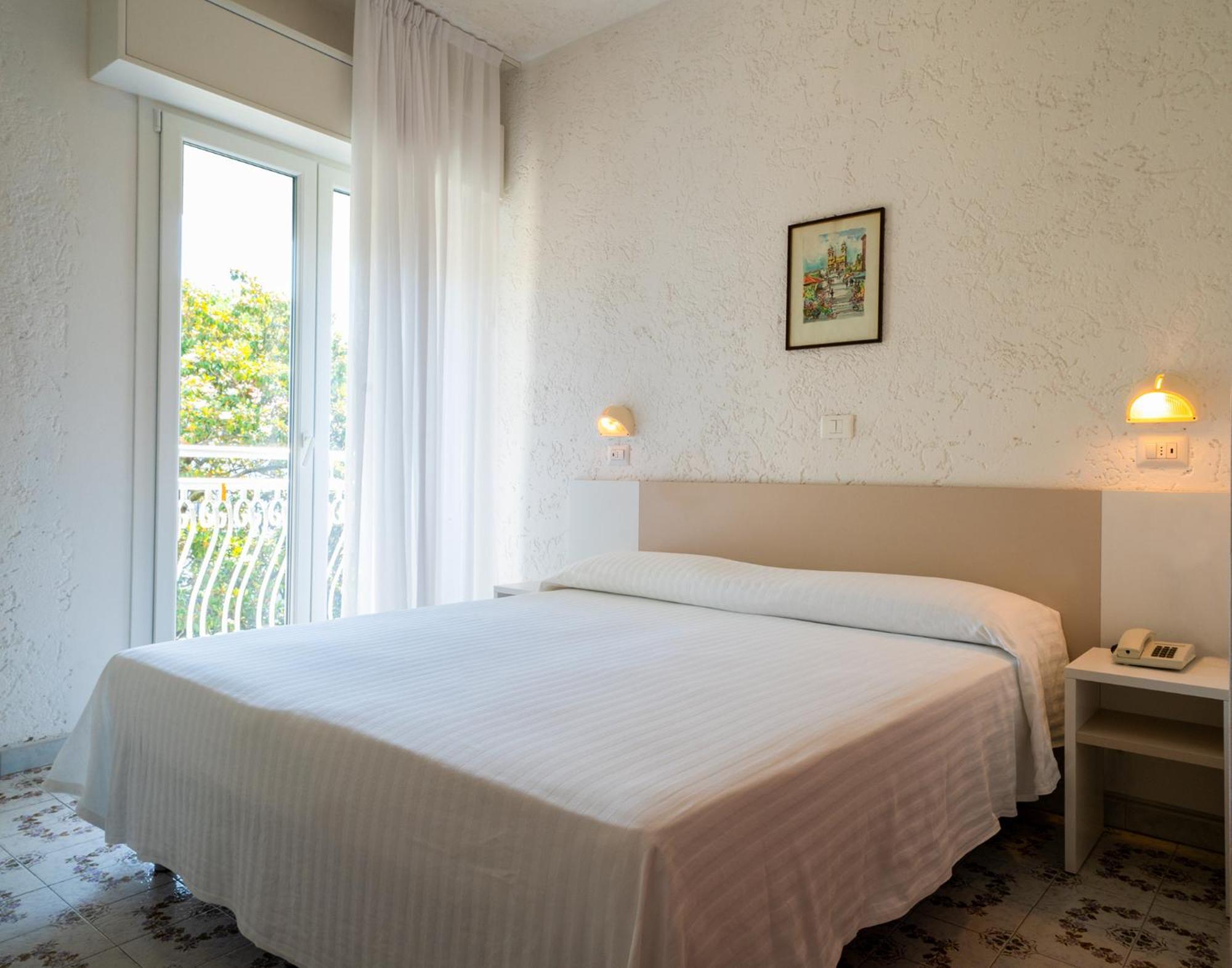 Hotel Marconi Cattolica Eksteriør billede