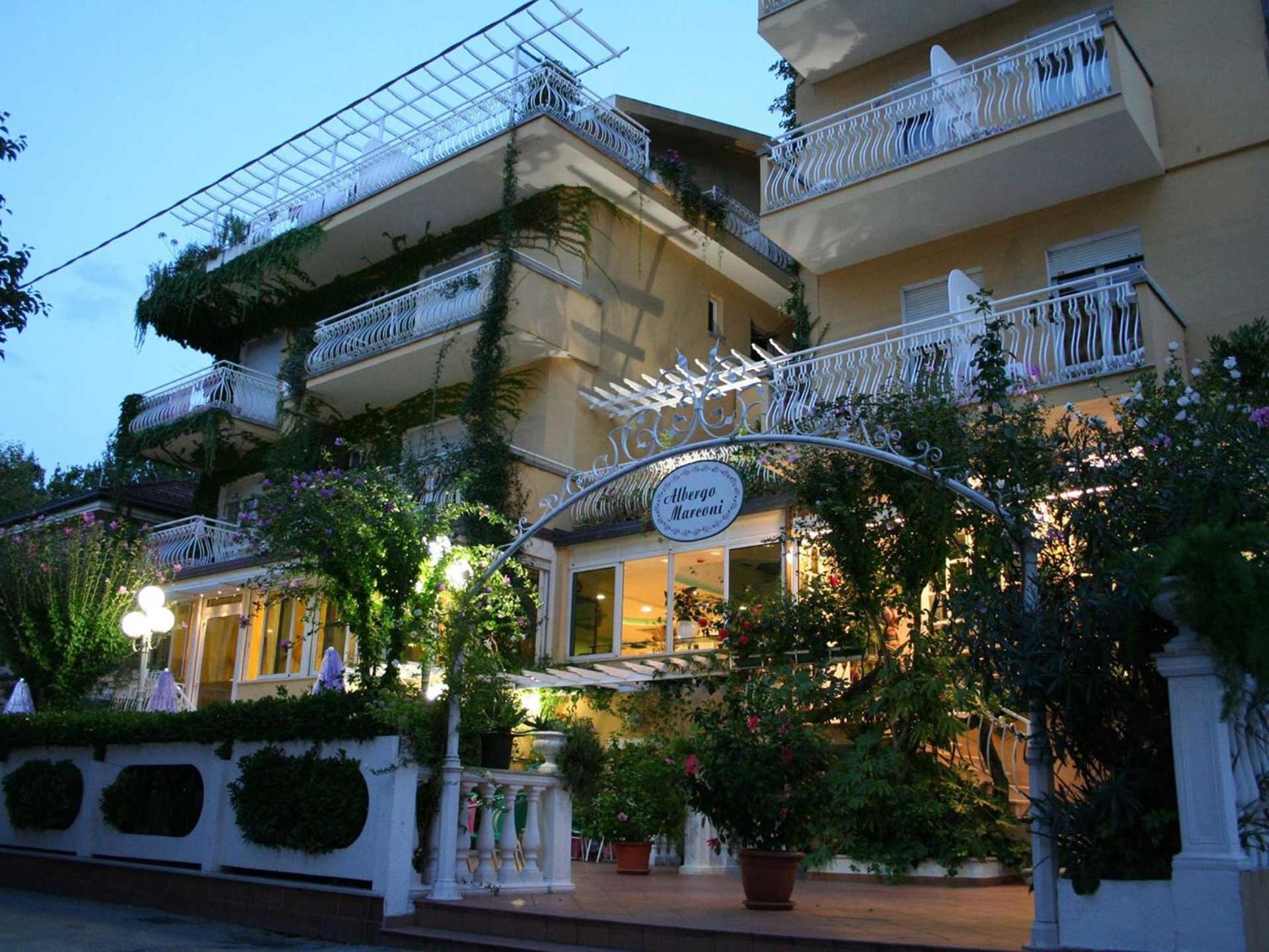 Hotel Marconi Cattolica Eksteriør billede