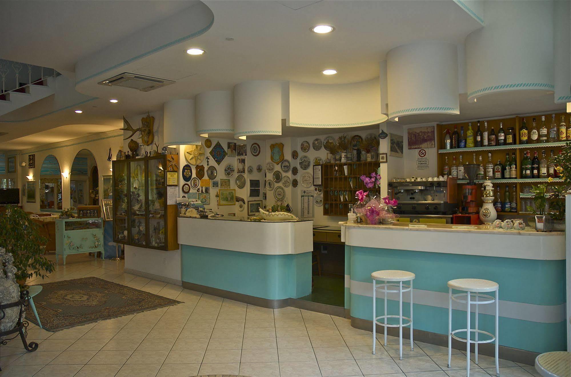 Hotel Marconi Cattolica Eksteriør billede