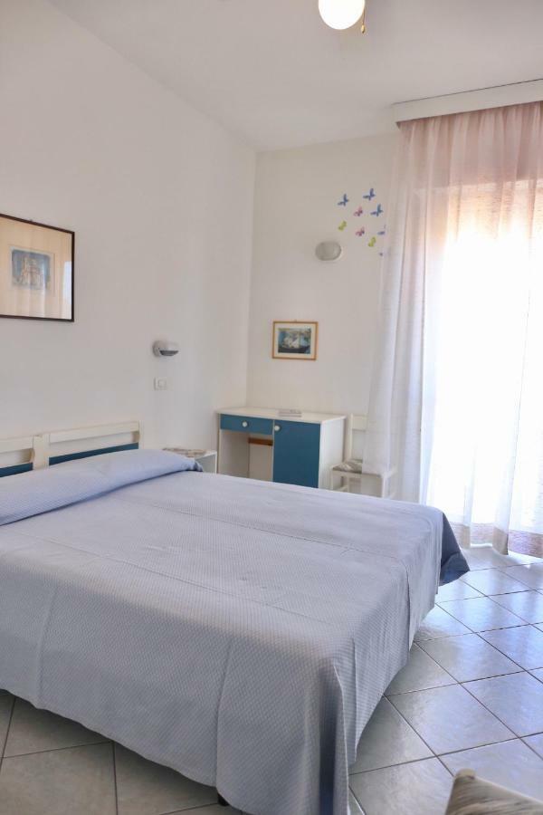 Hotel Marconi Cattolica Eksteriør billede